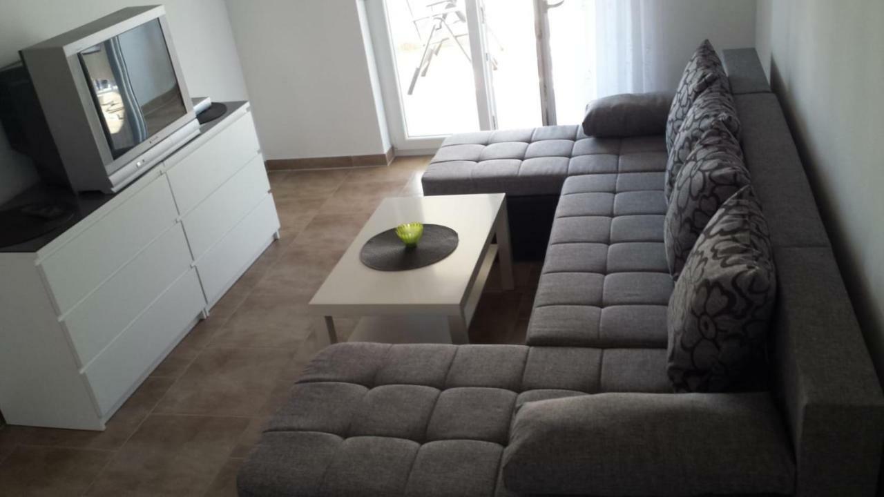 Haus Milana Appartement Nin Buitenkant foto